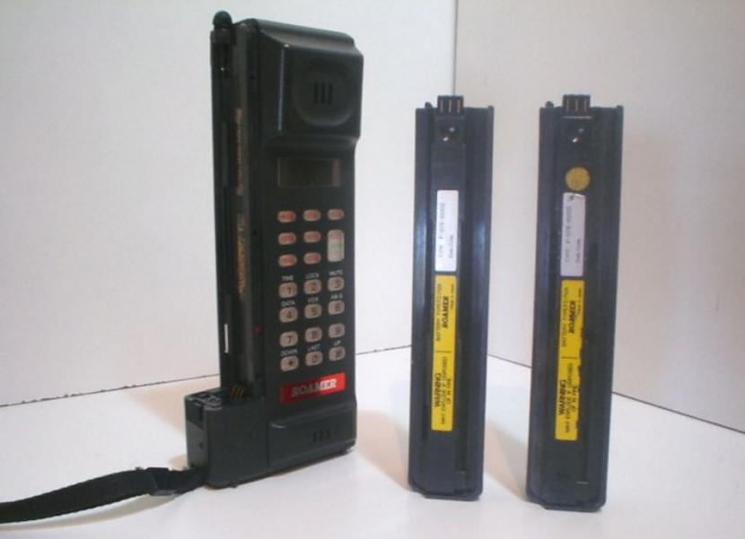 Mitsubishi Roamer1986g... Autors: Lestets Ja tu esi lietojis šo telefonu, tad drīz mirsi