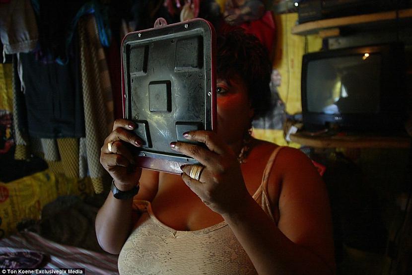 Tas ka prostitūtas un viņu... Autors: matilde Bailes, prostitūcija un AIDS Nigērijas lielākajā bordelī