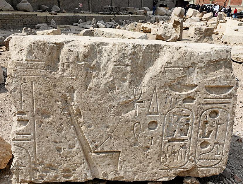  Autors: matilde Svarīgākais atklājums vēsturē: Ēģiptē atrasta 3000. gadus veca Faraona statuja