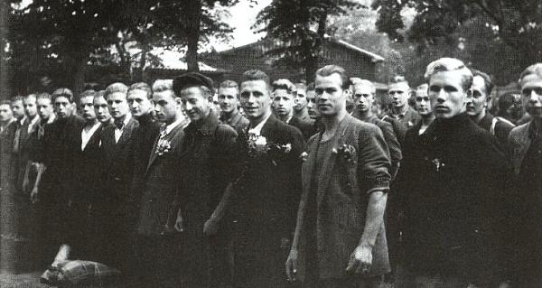 1941 Gadā nāca nacistu... Autors: foggs Leģionāru piemiņas diena.