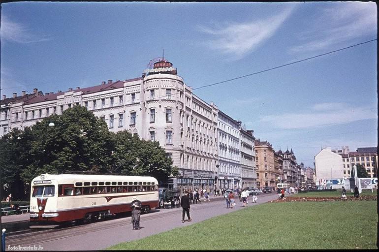 13Janvāra iela blakus Rīgas... Autors: Emchiks Rīga sešdesmitajos (2)