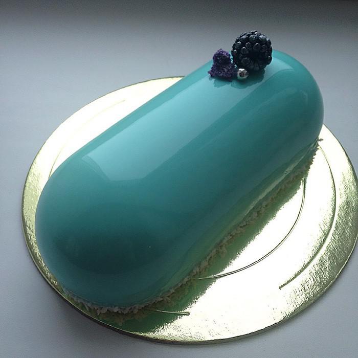  Autors: 100 A Meistarīga konditore radījusi kūkas, kuras ir pārāk ideālas, lai ēstu. Recepte!