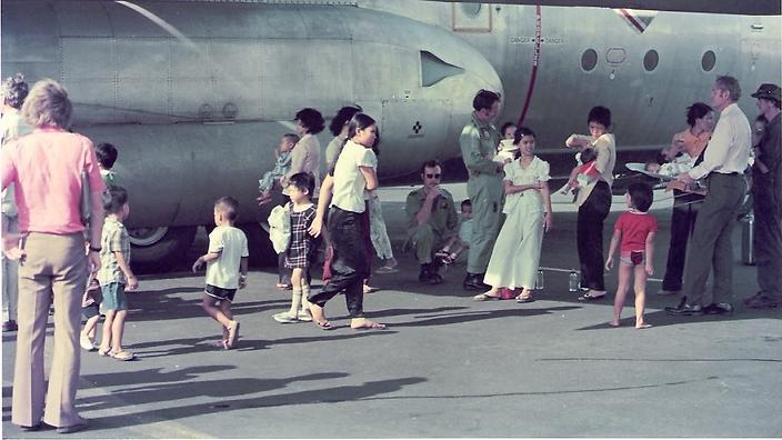 Beigu beigās ļoti nedaudz... Autors: Raziels Vjetnamas karš - operācija "Babylift"