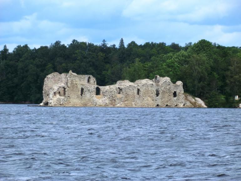 20 Latvijas pilis un muižas, kuras vērts šovasar apmeklēt!