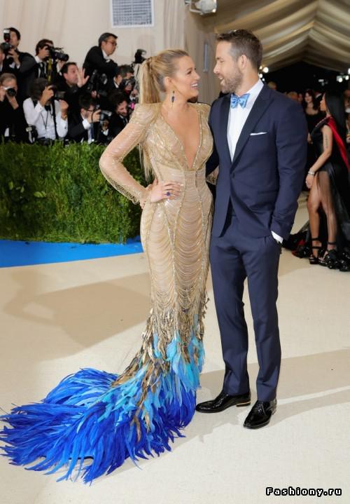 Blake Lively and Ryan Reynolds Autors: 100 A Ball of the Institute of Costume 2017 #2