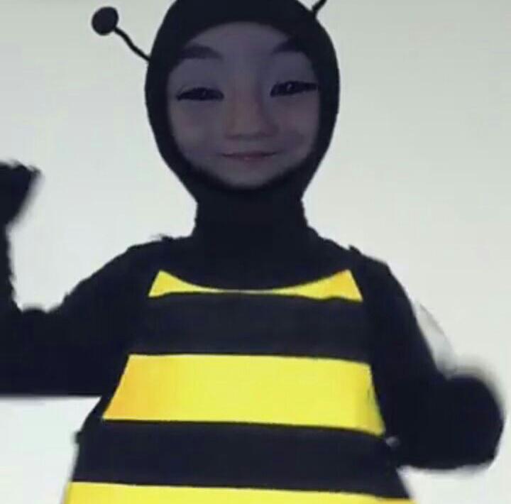 Es esmu bitīte bzz bzz Autors: amuxx_12 Mūsu dieviete Aņa!