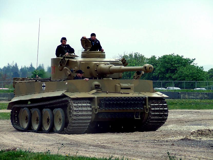 Tiger I nbsp Izgatavots1943... Autors: The Travel Snap Interesanti fakti par tankiem + atjautības uzdevums zem video!