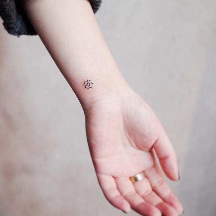 Autors: 100 A 40 smalki tetovējumi, kas patiks cilvēkiem ar atturīgu gaumi!