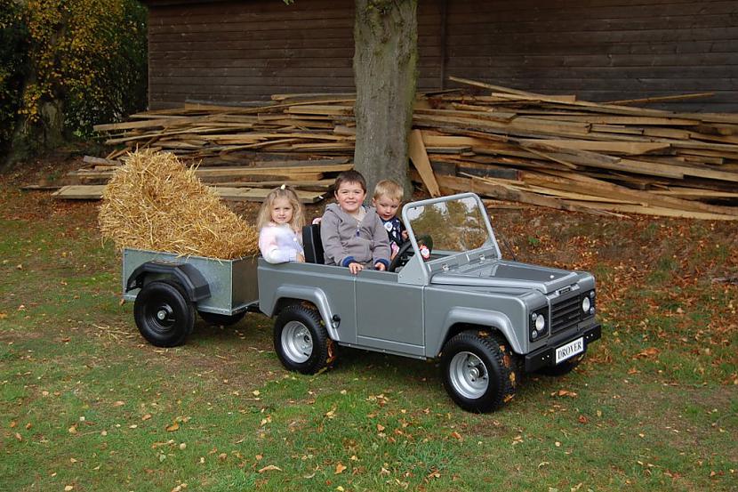 Little Land RovernbspKompānija... Autors: Bauskas Motormuzejs Neparastie bērnu transporta līdzekļi (2. daļa)