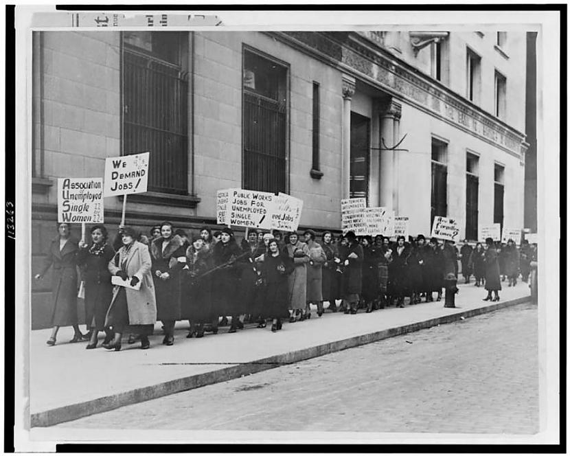 Sieviescaronu demonstrācija... Autors: Lestets Lielā Depresija Ņujorkā