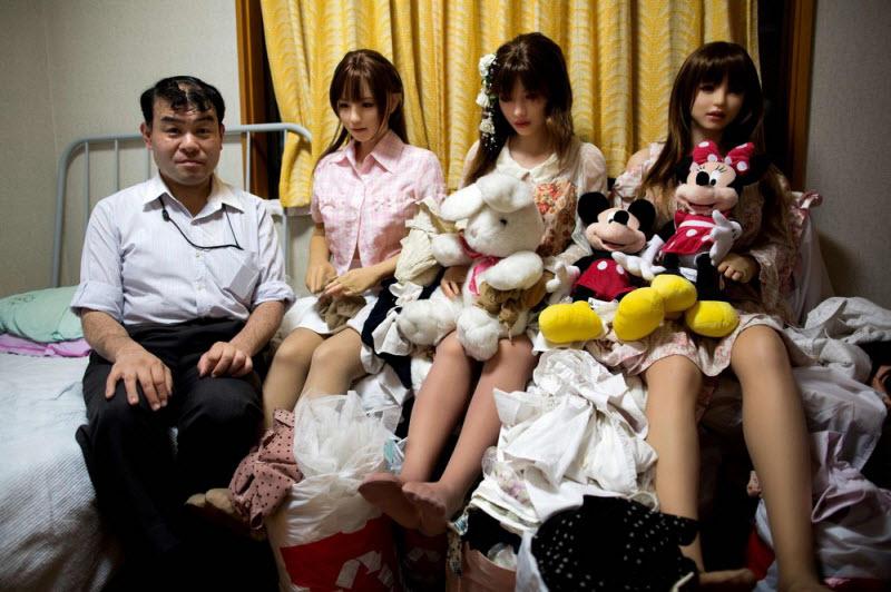  Autors: Fosilija Japānā ir vīrieši, kuri priekšroku dod lellēm!