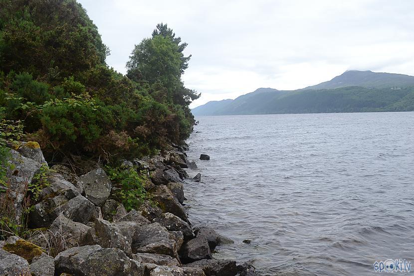 Visu dienu pavadījām braucot... Autors: andris30 Skotija. Lohnesa ezers. Kalni...
