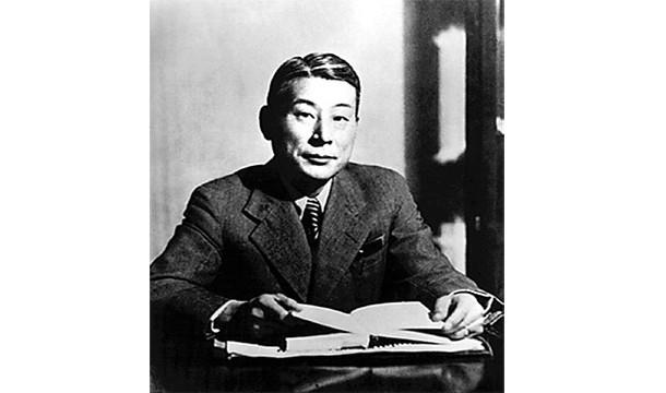 15 Čiune Sugihara Chuine... Autors: AreYouFuckingKiddingMe Autoru kari 3. diena! 15 vēstures nenovērtētākie cilvēki.