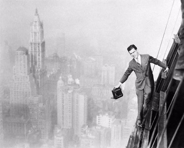 Čarlzs Ebets Klaids amerikāņu... Autors: Lestets Vēstures gaitā zudušie selfiji