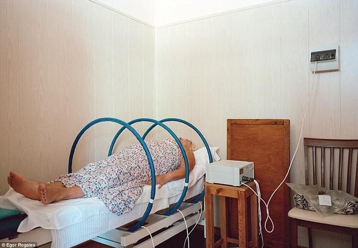Magnētiskā terapija... Autors: Lords Lanselots PSRS laika prestižas Sanatorijas vēsturiskās bildēs!