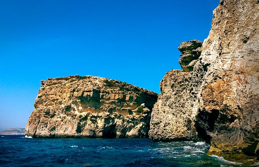 Komino ir maza saliņa blakus... Autors: The Travel Snap Brīvdienas siltajā Maltā