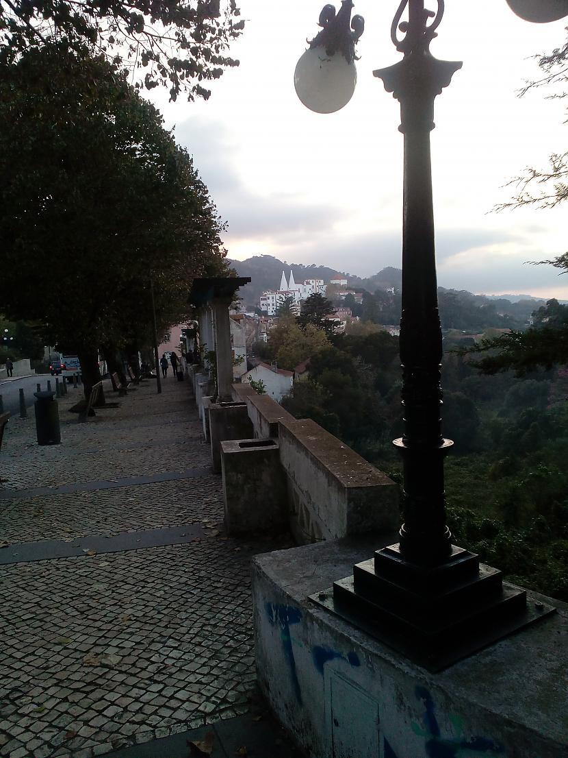  Autors: turistsr@speles Pavisam nedaudz no Lisbon, Sintra un Cascais