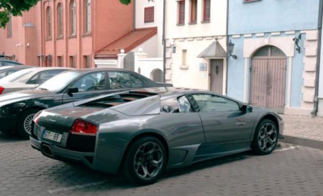 Lamborghini Murcielago 2007... Autors: LGPZLV Kādas dārgas mašīnas uz Latvijas ceļiem bija PIRMS 10 GADIEM!