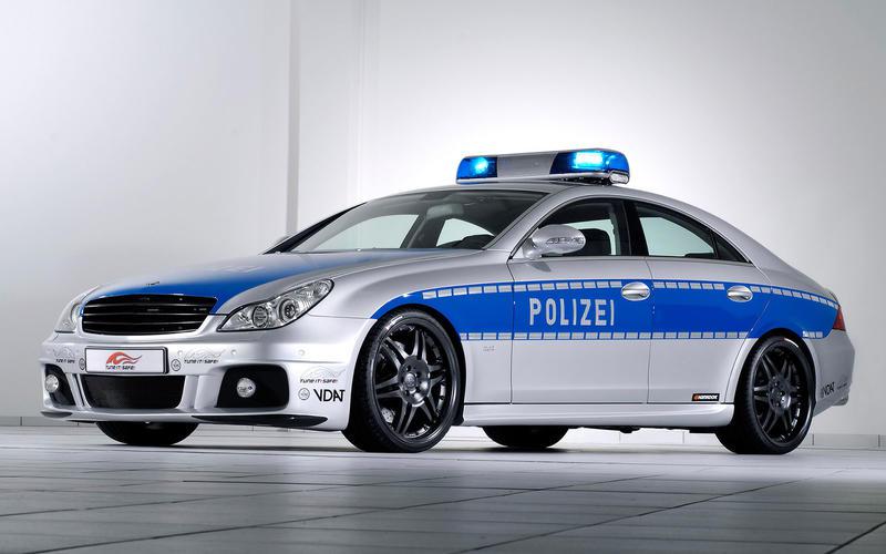 Brabus Rocket VācijaNopietni... Autors: Charged 40 Interesantākie policijas auto pasaulē.