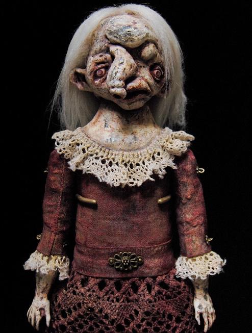  Autors: DiskoSeene Creepy dolls