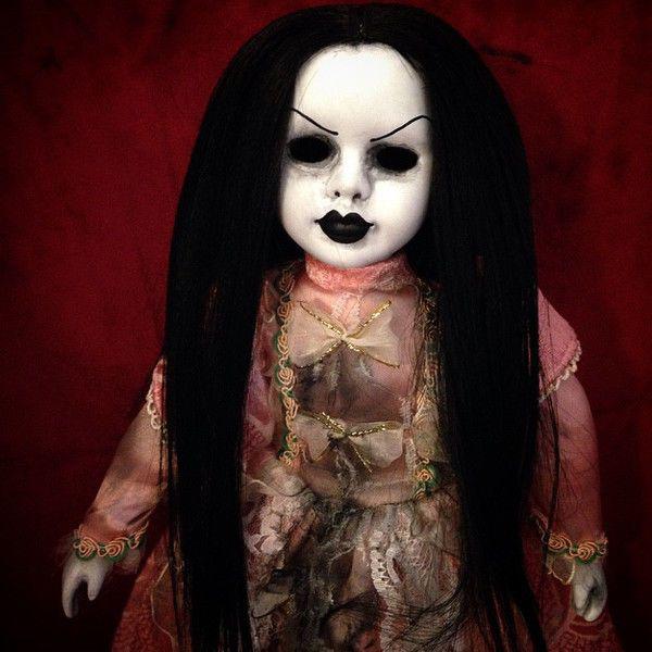  Autors: DiskoSeene Creepy dolls