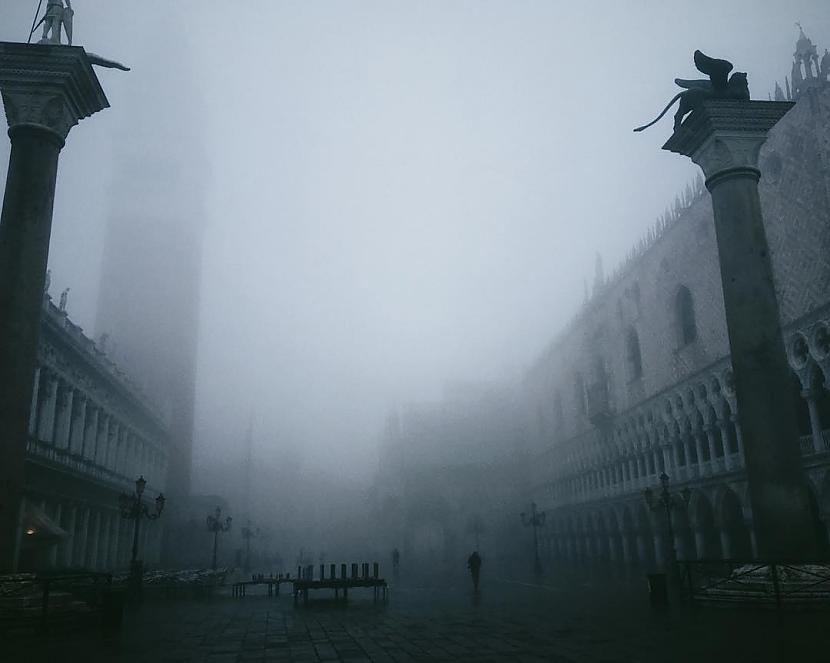  Autors: ALISDZONS Venice, Italy