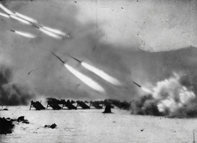 Sarkanā armija apscaronauda ar... Autors: Lestets Kara šausmas: kauja par Staļiningradu 1942-1943. g.