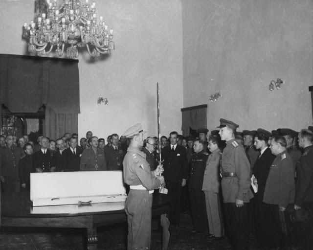 Liebritānija Padomju... Autors: Lestets Kara šausmas: kauja par Staļiningradu 1942-1943. g.