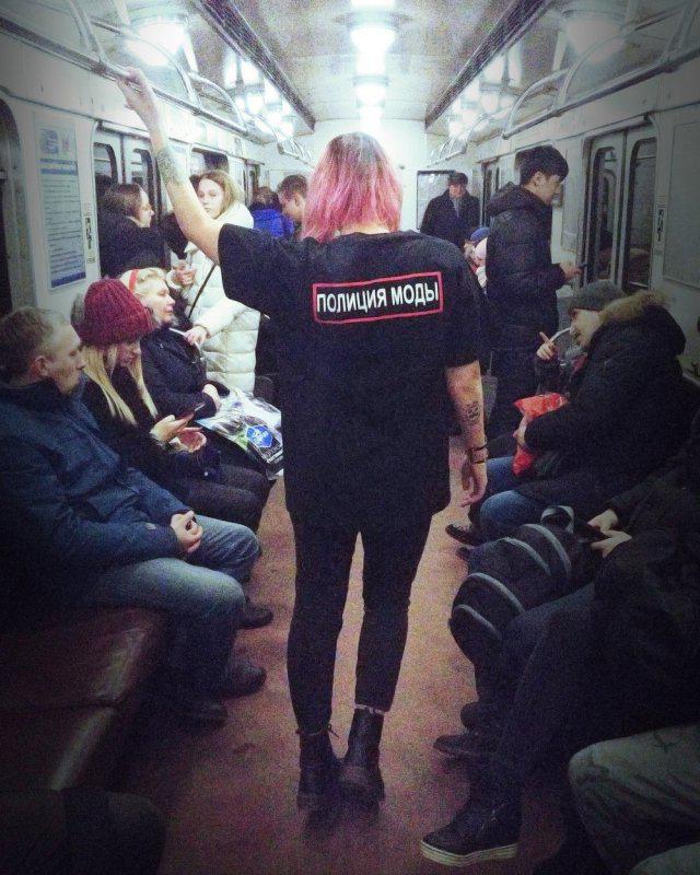 Izcila modes policiste Autors: Latvian Revenger Krievijas metro - visstilīgākie cilvēki mīt šeit!