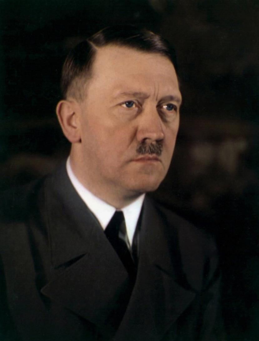 Savā dienasgrāmatā Gēbelss... Autors: Lestets Tās zilās Hitlera acis...
