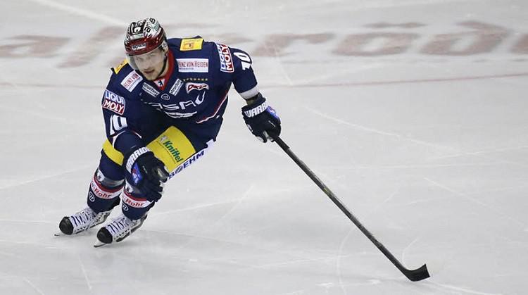 Cik cerīgs izskatās... Autors: Latvian Revenger Latvijas hokeja izlase piedzīvo 2 zaudējumus ar rezultātu 1:4 pret Slovākiju