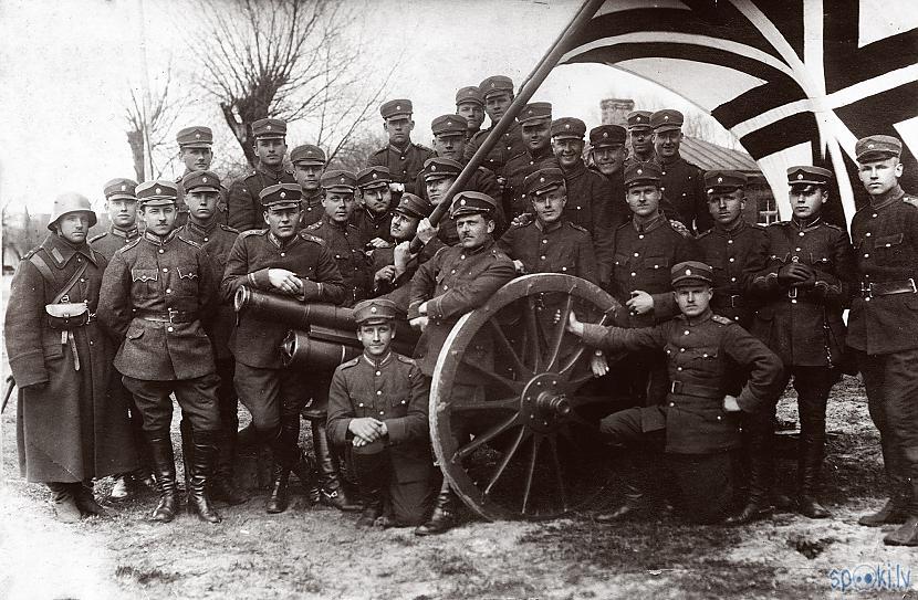 Latvijas armija ap 1918gadu Autors: Fosilija Kas notika Latvijā 1918. gadā