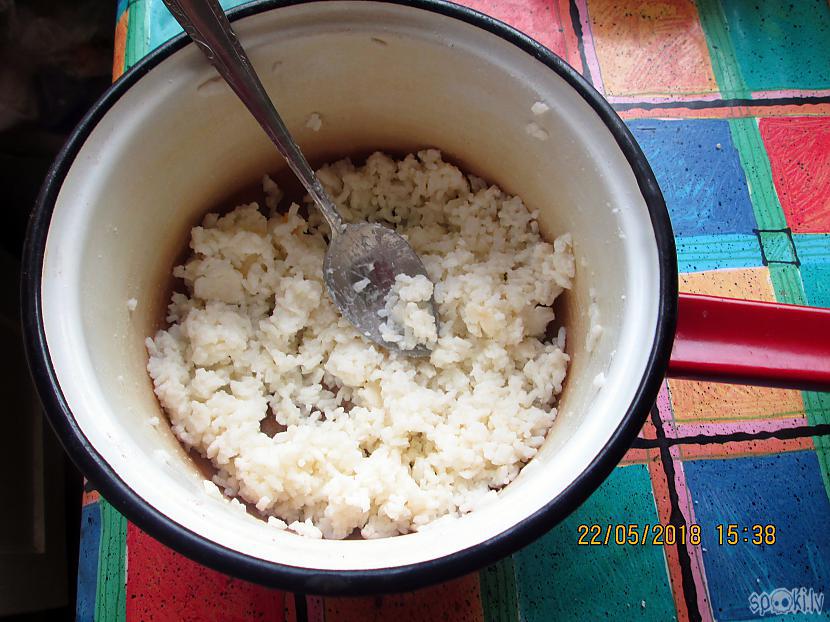 Rīsus ar dakscaroniņu... Autors: rasiks Biezpiena - rīsu sacepums
