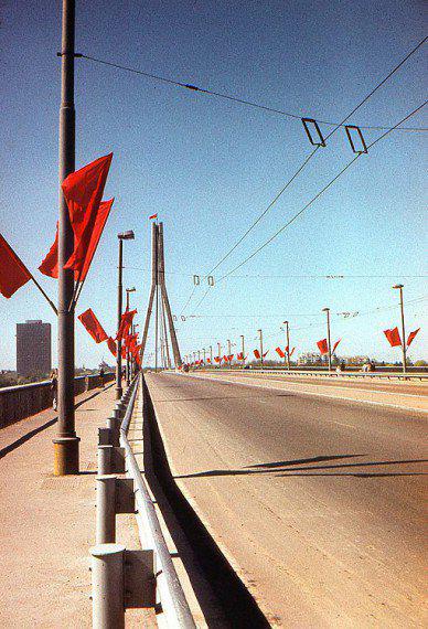 1989 gads Autors: ĶerCiet Bildes no Vanšu tilta celtniecības 1977/81. gadā