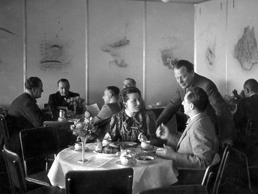 Pasažieri pusdienojot... Autors: Lestets Hindenburga katastrofa 1937. g.