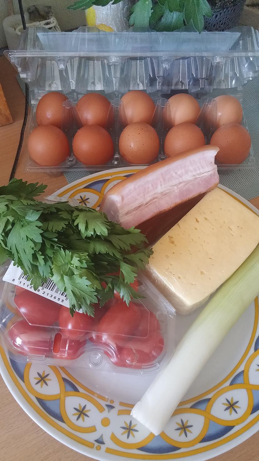 Luk manas sastavdalasvisu kas... Autors: Piparmētra11 Brokastīs omlete.