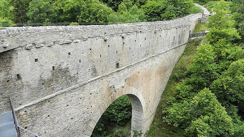  Autors: Fosilija Ceļojums uz Itāliju (3. sērija) - Romiešu tilts