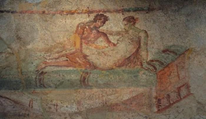 Pompejas bordeļiLaikā kad... Autors: ĶerCiet 8 interesanti fakti par seno pilsētu Pompeju
