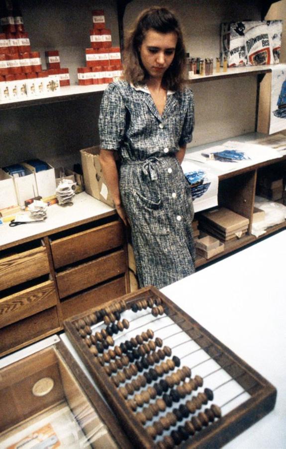  Autors: Fosilija Ļeņingrada, 1991.gads.