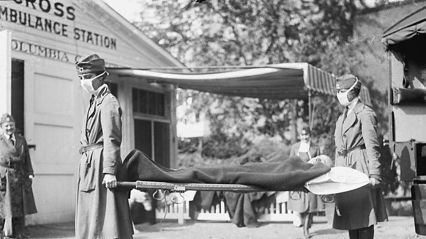 Tā kā slimības izcelsmei... Autors: Testu vecis Ko tādu pasaule nebija pieredzējusi: Spāņu gripas pandēmija 1918. - 1920.g