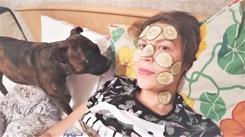  Autors: cocosik@ru Smieklīgie un gudrie suņi 2018. gadā. Tērpu komplekts un gurķu maska
