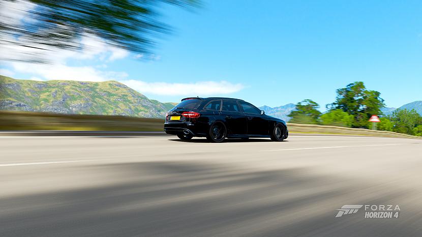  Autors: FSH Audi RS4 Black Edition wagon drift