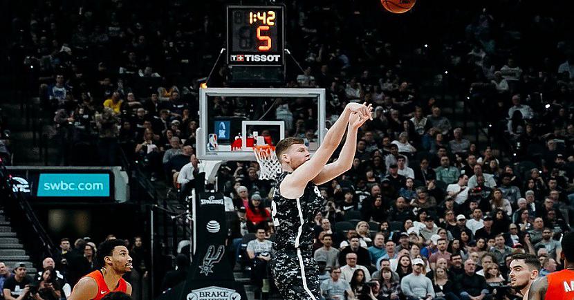 Foto Spurs media Twitter spurs Autors: Latvian Revenger Vai Dāvim Bertānam būtu jāpiedalās NBA ASG 3 punktu metienu konkursā?