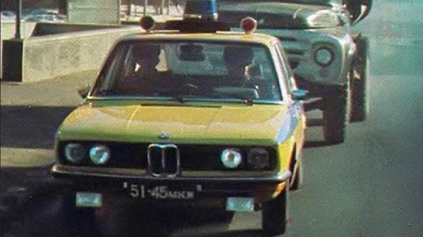 E12paaudzes BMW 5 sērija Autors: Lestets PSRS milicijas auto: Porsche, BMW un Mercedes-Benz
