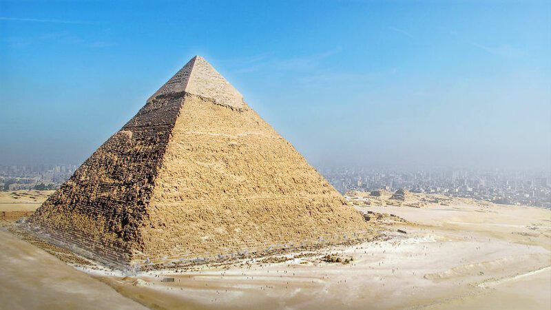 Gīzas piramīdasGīzas piramīdas... Autors: matilde Kā izskatītos septiņi pasaules brīnumi, ja tie nebūtu iznīcināti