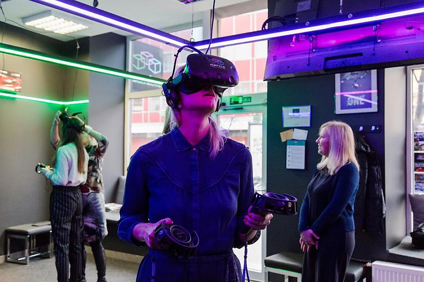  Autors: EV1TA Latvijā pirmā virtuālās realitātes izklaides studija jeb «VR arcade»