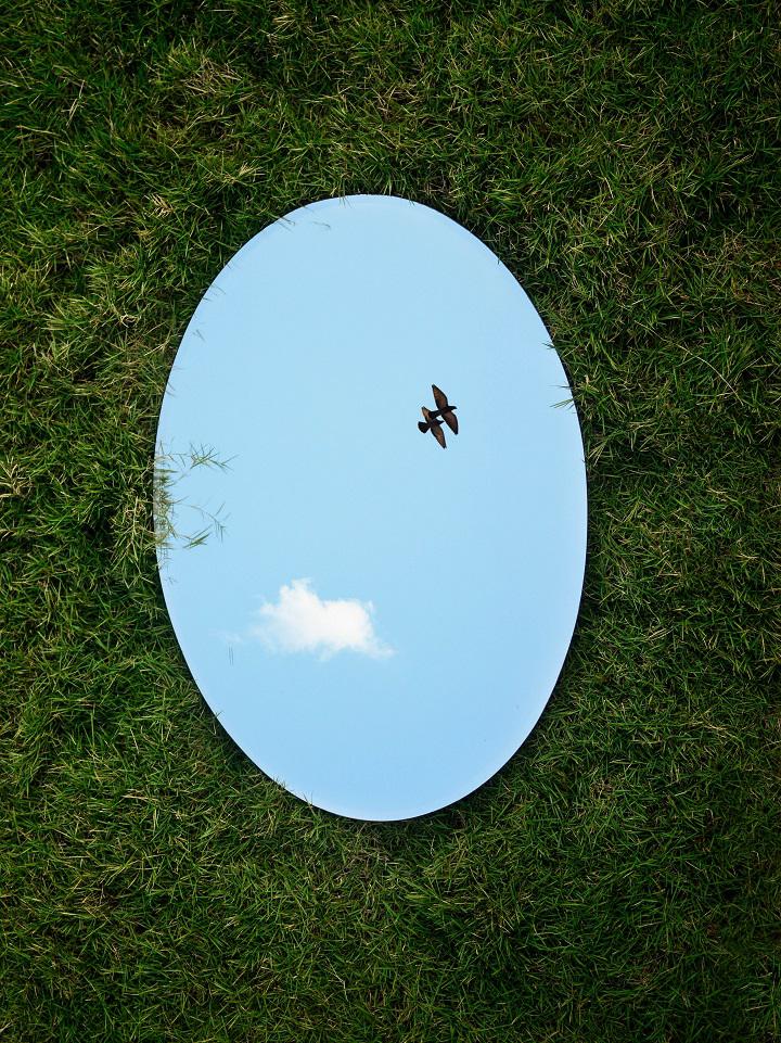 Kāda ir spoguļa krāsaPerfekts... Autors: Lestets 12 vienkāršu jautājumu atbildes, kuras mums pēkšņi vajag uzzināt