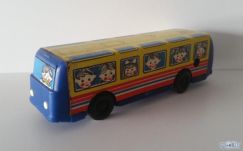 Skārda autobuss Autors: pyrathe Atmiņas par bērnību: PSRS laiku rotaļu mašīnītes