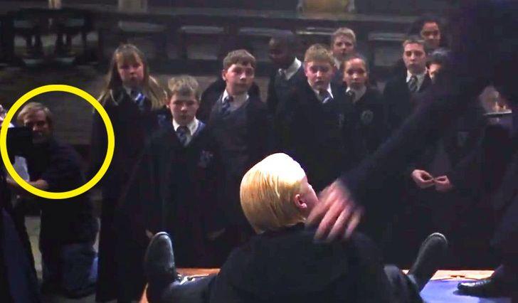 Harija un Drako Malfoja dueļa... Autors: The Diāna 18 «Harija Potera» filmu detaļas, kuras mēs bijām palaiduši garām
