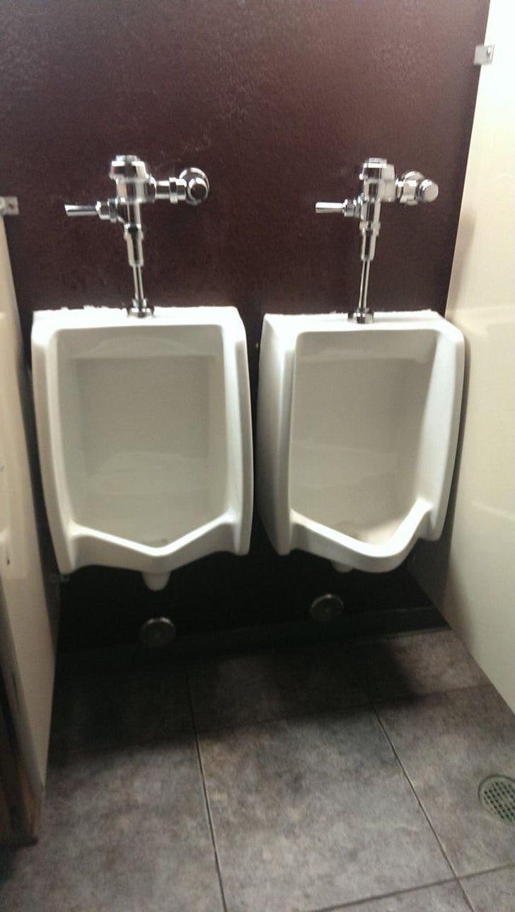 Pisuāri labākajiem draugiem Autors: matilde 15 vannas istabas, kuru dizains liek domāt: «Kas, pie velna, ir tas?»